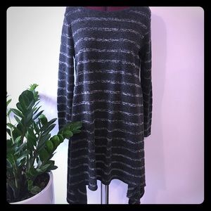 Francesca’s Gray Boho Tunic